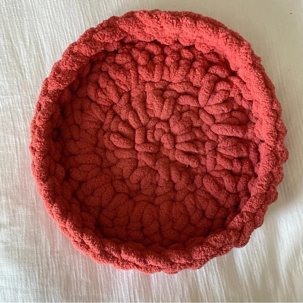 Handmade crochet pet bed in Terracotta